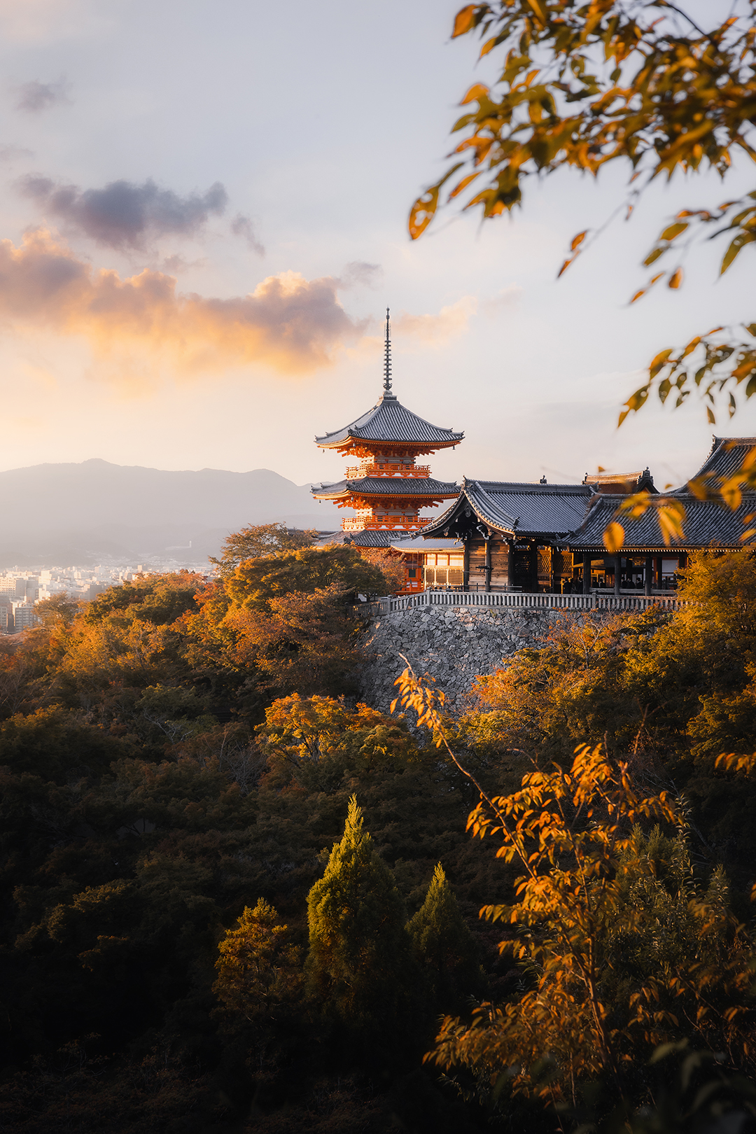 Kyoto Kiyomizu-dera Three-Story Pagoda at Kiyomizu-dera