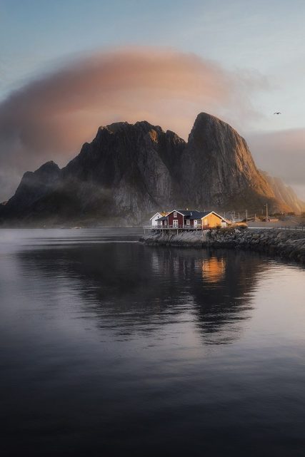 Toppøy Rorbuer at Hamnoy